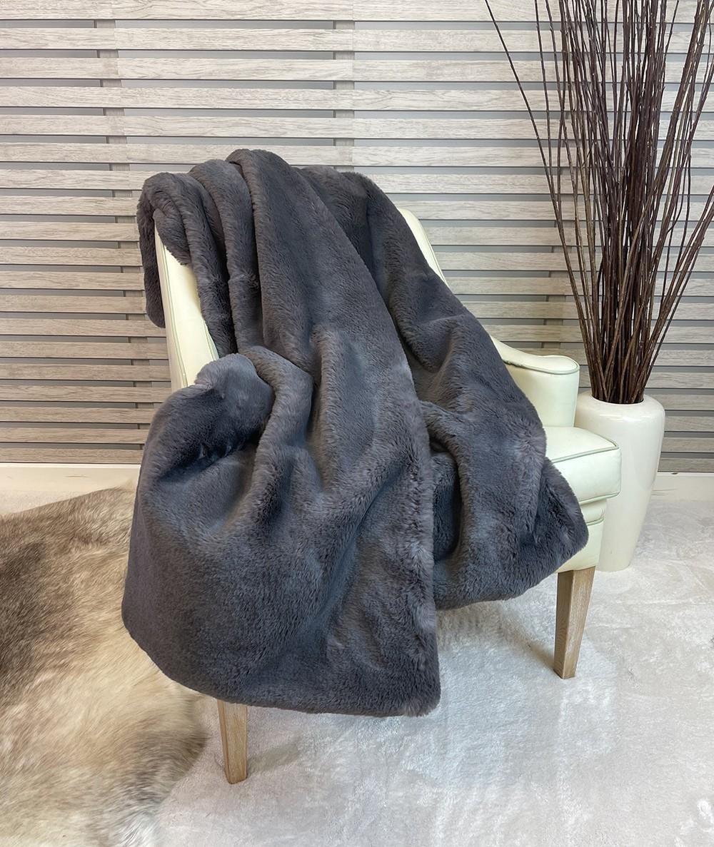 Dark grey Chelsea faux fur throw