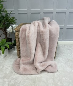 Chelsea Pink, luxury short haired faux fur bedspread