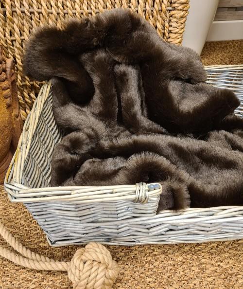 Luxury fur pet blanket