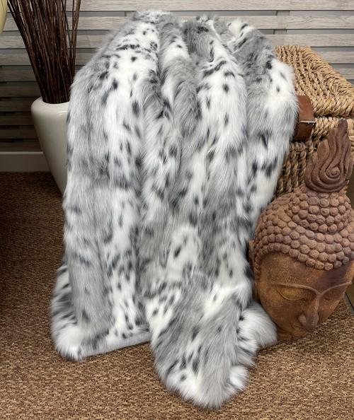 Spotted Lynx luxury fake fur blanket