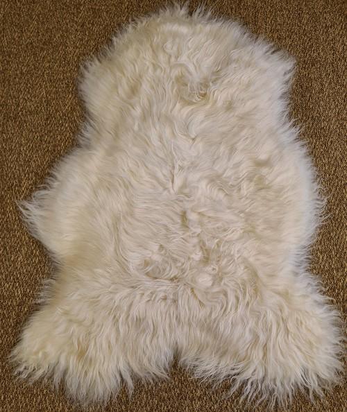 Natural ivory white Icelandic sheepskin