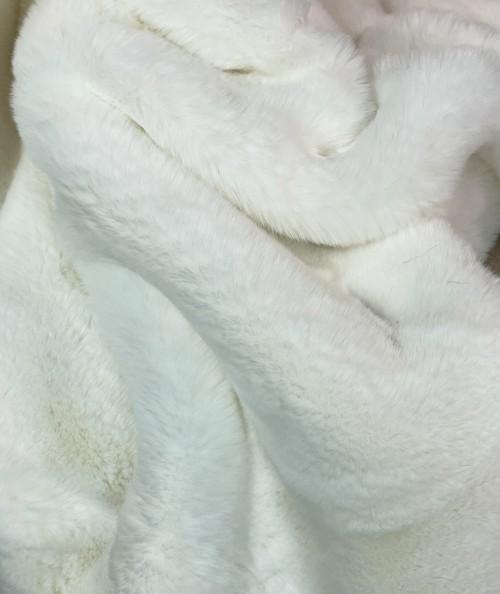 Luxury cream short length faux fur fabric